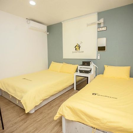24 Guesthouse Jeonju Buitenkant foto