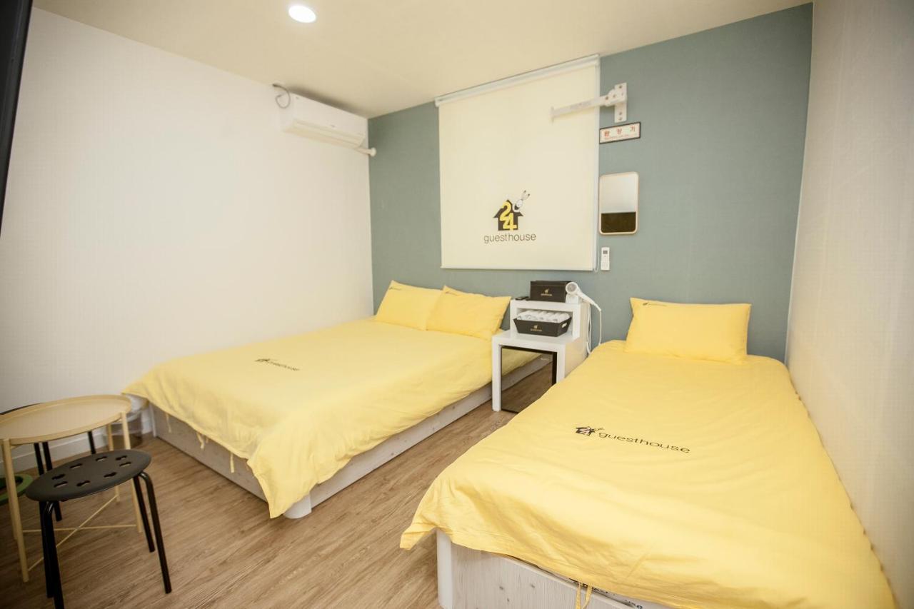 24 Guesthouse Jeonju Buitenkant foto